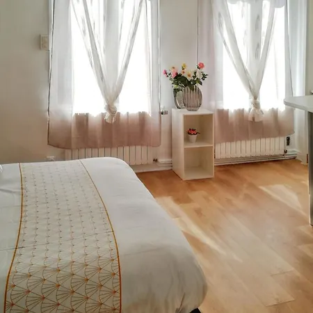 Apartment Cosy En Plein Centre D'amiens 19 M² Parking *